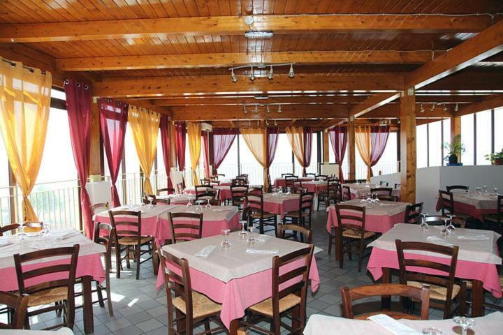 Splash'S Rooms Spadafora Exterior foto